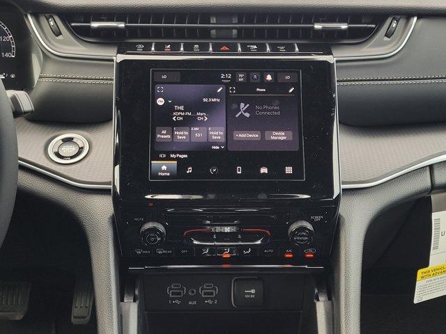 new 2025 Jeep Grand Cherokee car, priced at $35,995