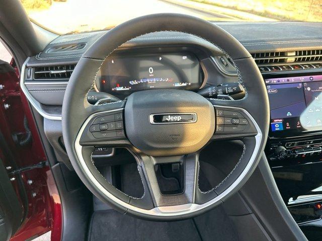 new 2025 Jeep Grand Cherokee car, priced at $46,928