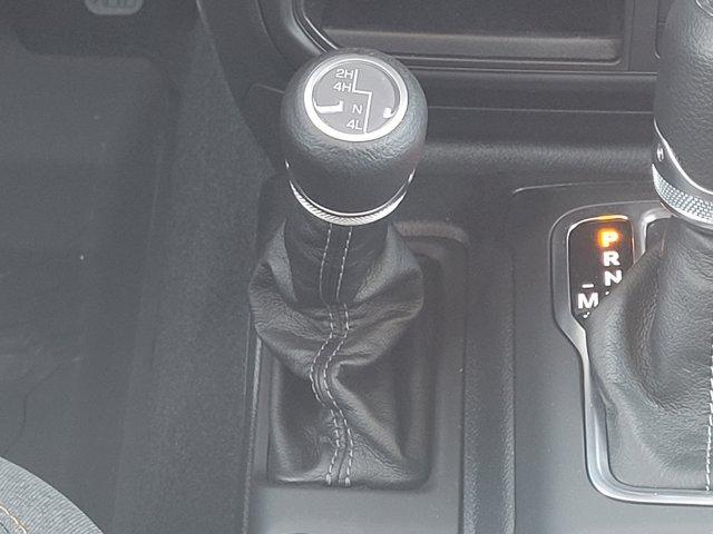 new 2025 Jeep Wrangler car, priced at $44,495