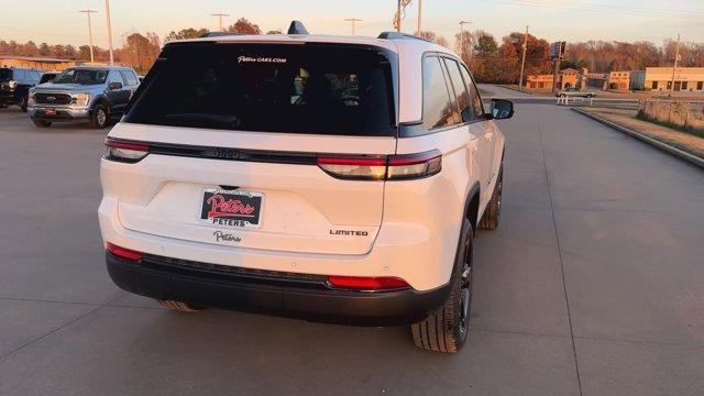new 2025 Jeep Grand Cherokee car, priced at $46,351