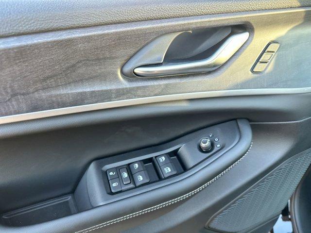 new 2025 Jeep Grand Cherokee car, priced at $46,928