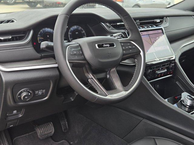 new 2025 Jeep Grand Cherokee car, priced at $46,928