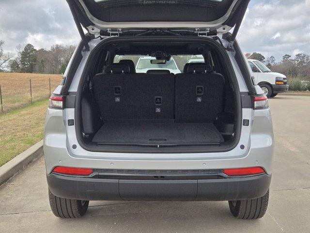 new 2025 Jeep Grand Cherokee car, priced at $46,928