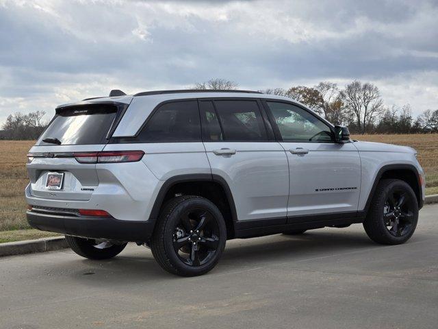 new 2025 Jeep Grand Cherokee car, priced at $46,928