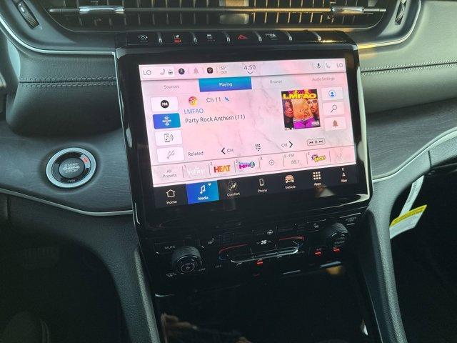 new 2025 Jeep Grand Cherokee car, priced at $45,144