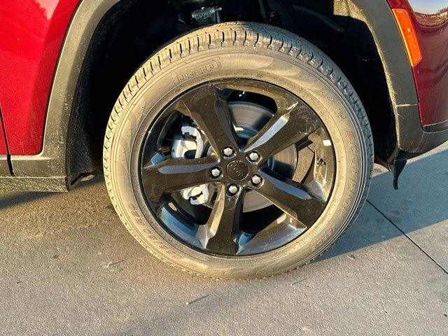 new 2025 Jeep Grand Cherokee L car, priced at $53,438