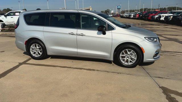 used 2024 Chrysler Pacifica car, priced at $31,995