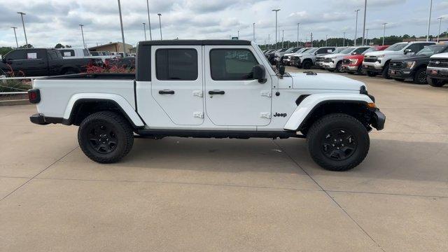 used 2022 Jeep Gladiator car, priced at $30,995