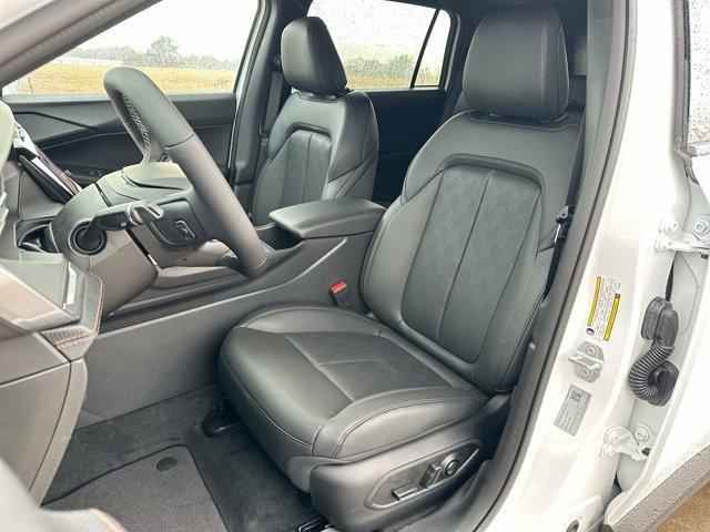 new 2026 Jeep Cherokee car, priced at $47,210