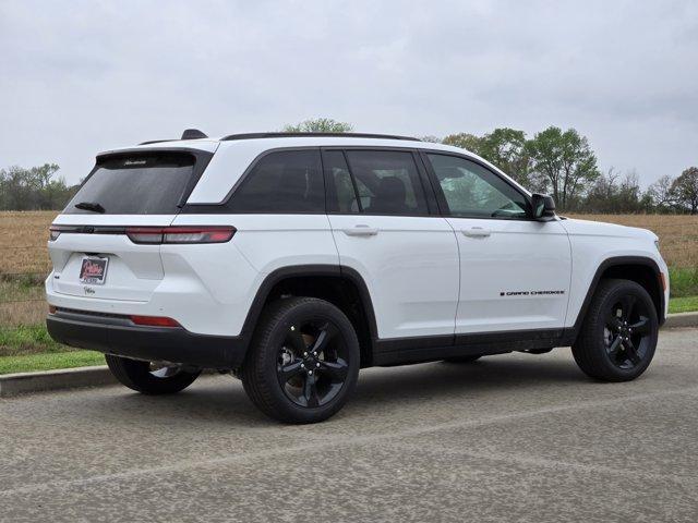 new 2026 Jeep Grand Cherokee car, priced at $49,193