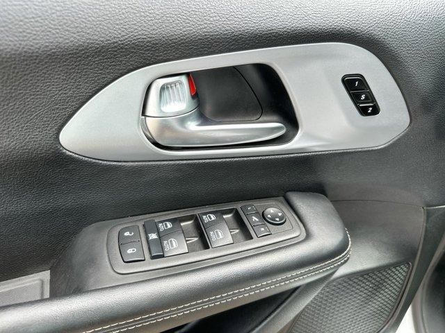 used 2025 Chrysler Pacifica car, priced at $37,995