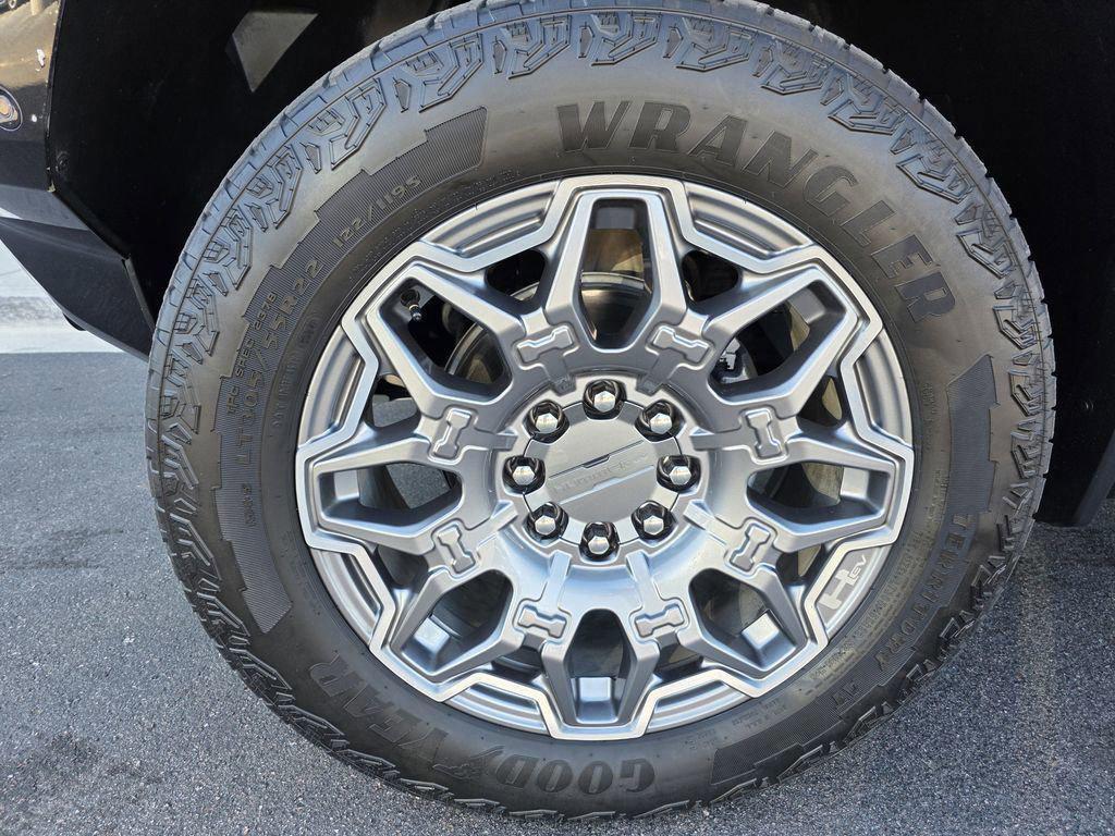 used 2025 GMC HUMMER EV Pickup car, priced at $84,998