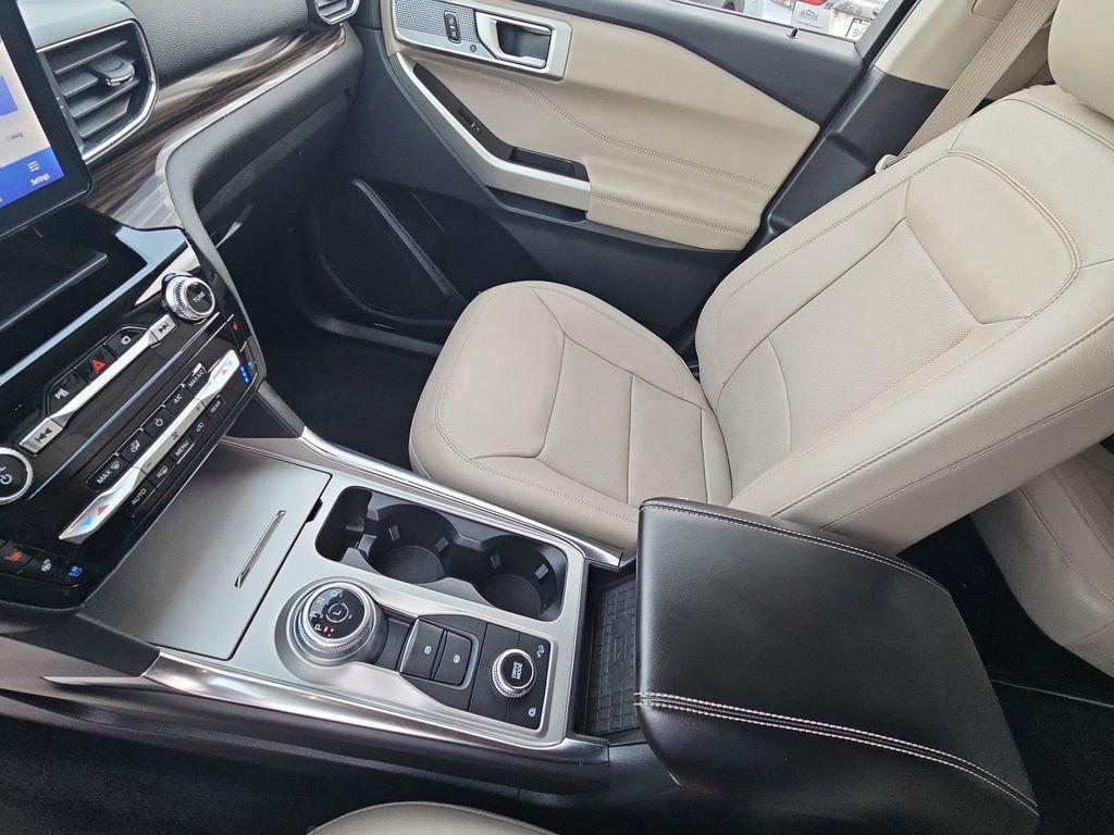 used 2022 Ford Explorer car, priced at $33,297