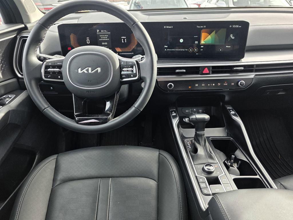 used 2025 Kia Sorento car, priced at $33,994