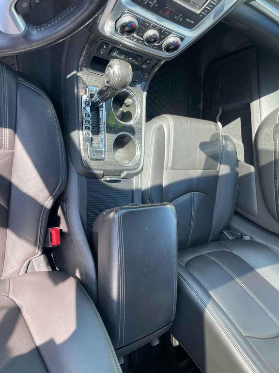used 2014 GMC Acadia car, priced at $10,495