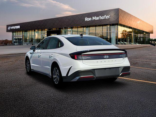 new 2026 Hyundai Sonata Hybrid car, priced at $30,193