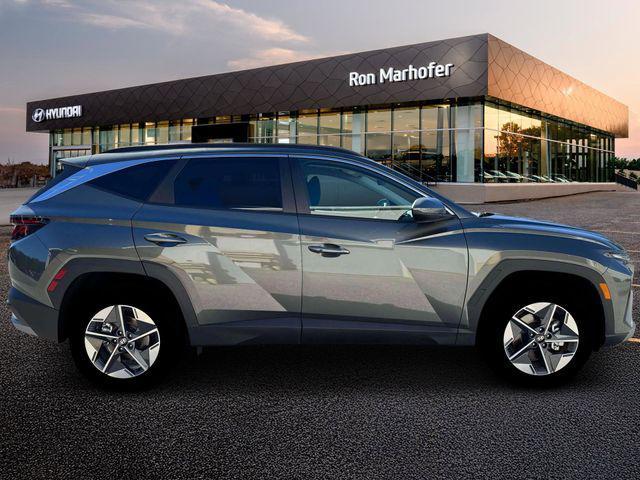 new 2026 Hyundai TUCSON Hybrid car, priced at $32,439