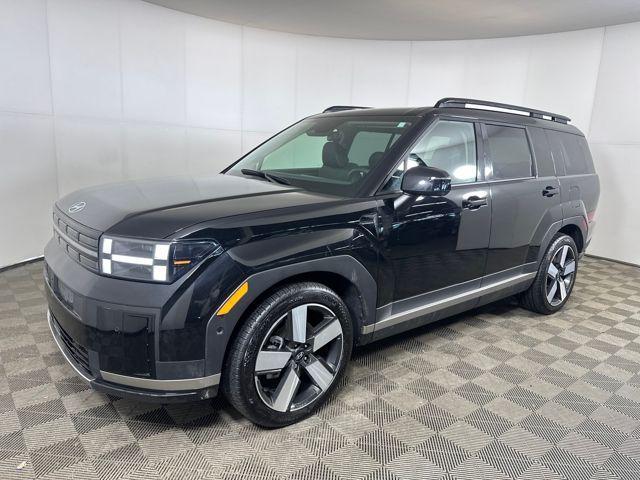 used 2024 Hyundai Santa Fe car, priced at $28,990