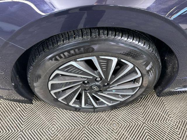 used 2025 Hyundai Sonata Hybrid car, priced at $31,490