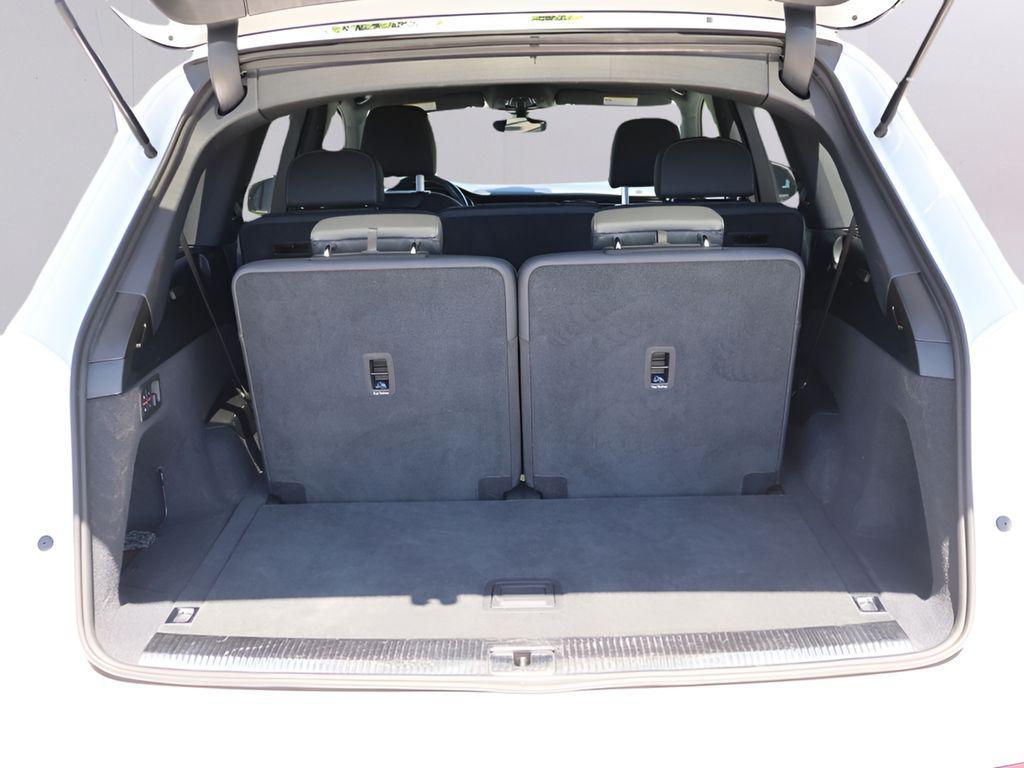 used 2025 Audi Q7 car, priced at $49,500