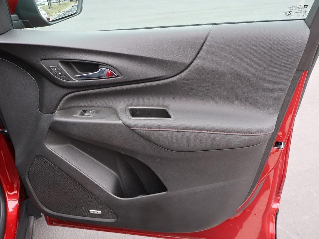 used 2022 Chevrolet Equinox car, priced at $22,700