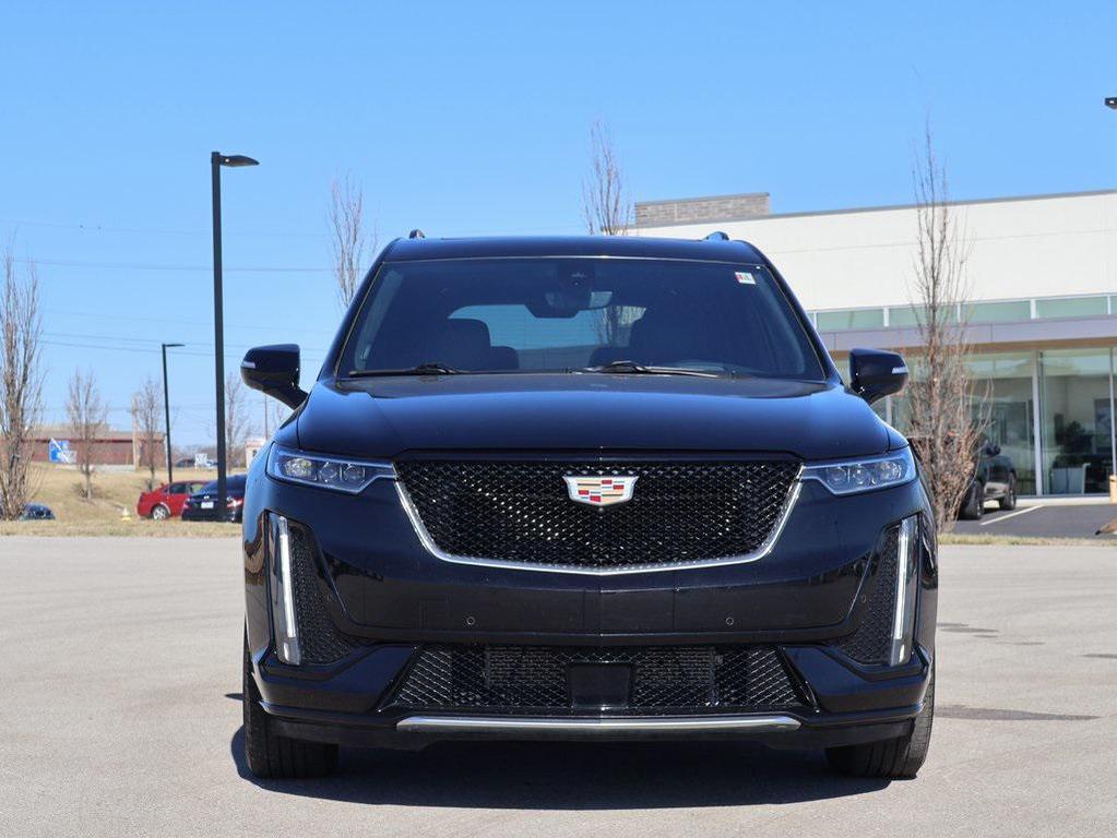 used 2023 Cadillac XT6 car, priced at $40,400
