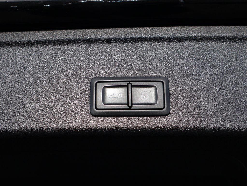 used 2022 Audi A4 allroad car, priced at $29,900