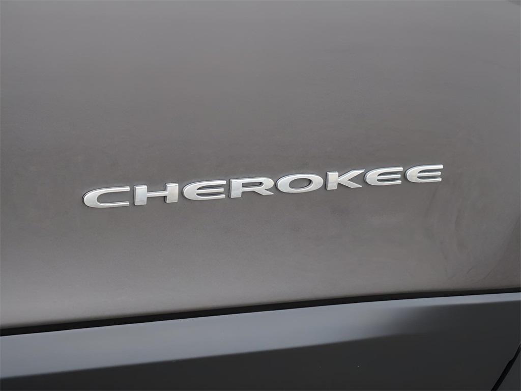 used 2019 Jeep Cherokee car, priced at $17,900