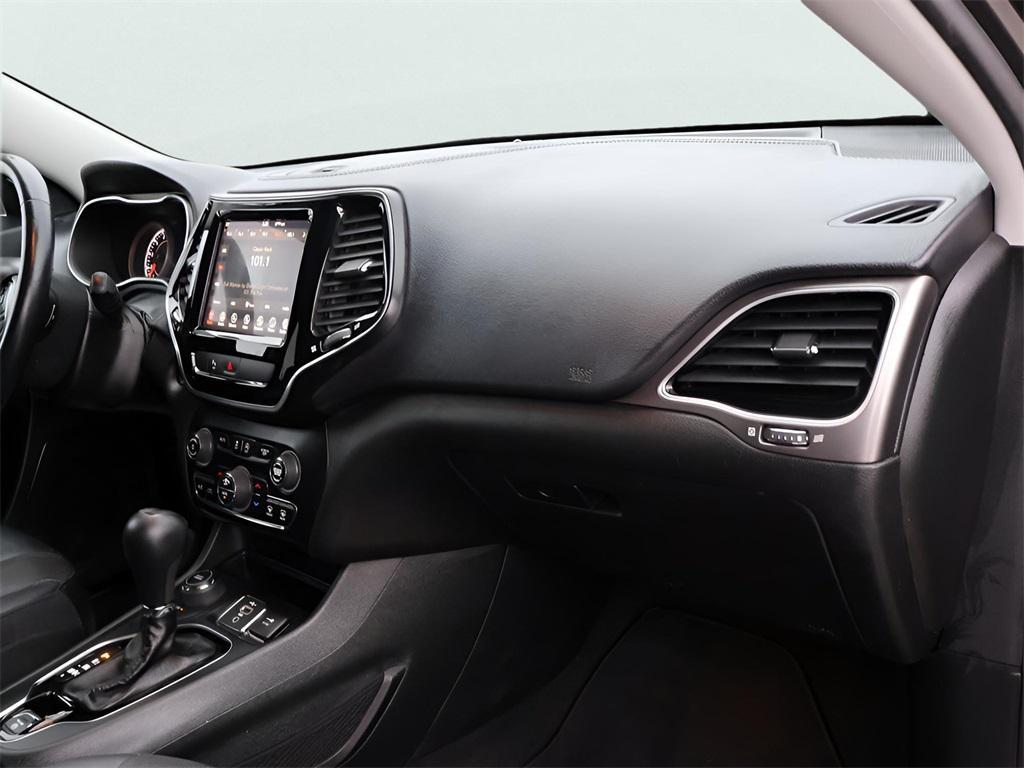 used 2019 Jeep Cherokee car, priced at $17,900