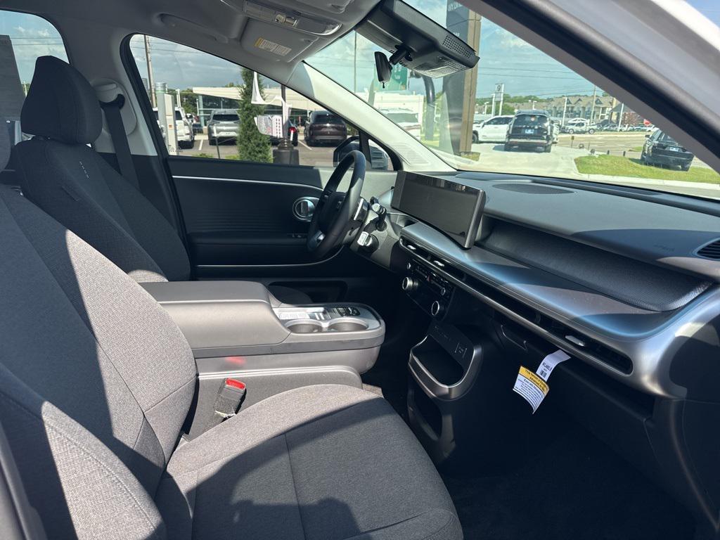 new 2026 Hyundai IONIQ 9 car, priced at $61,530