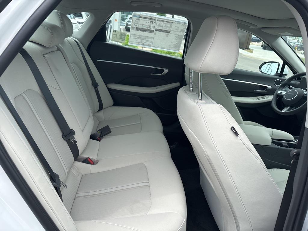 new 2025 Hyundai Sonata car, priced at $33,375