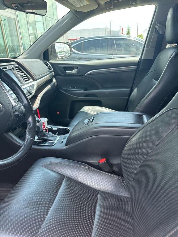 used 2017 Toyota Highlander car, priced at $24,888