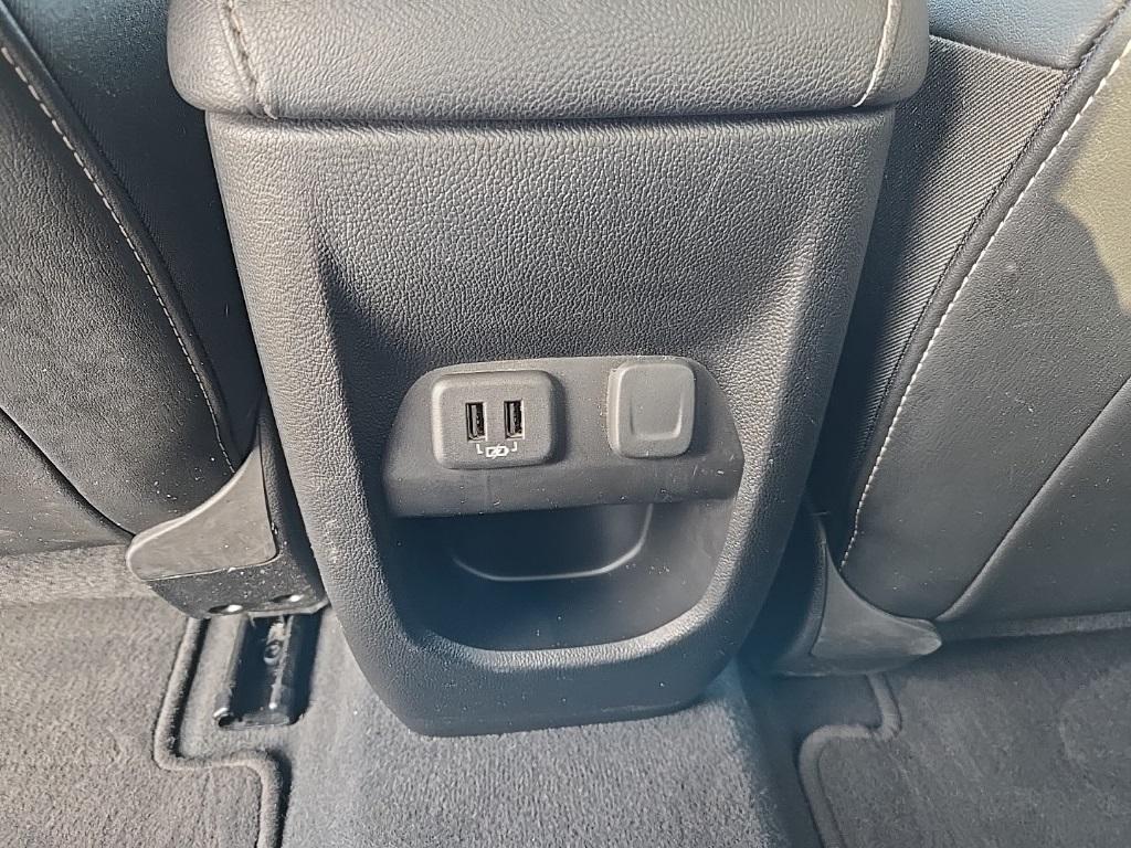 used 2019 GMC Canyon car, priced at $19,999