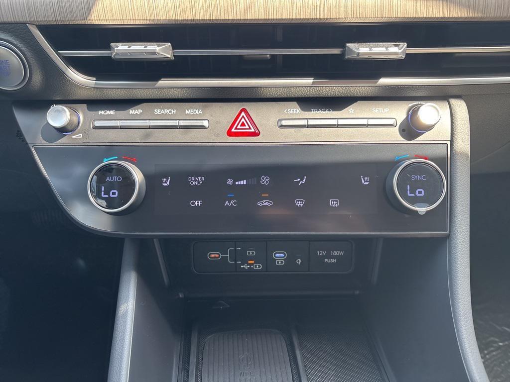 new 2025 Hyundai Sonata Hybrid car, priced at $33,580