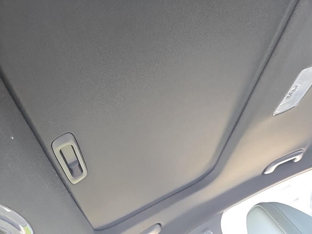 new 2025 Hyundai ELANTRA HEV car, priced at $32,080