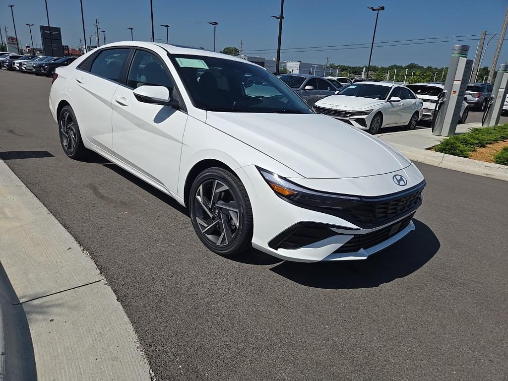 new 2025 Hyundai ELANTRA HEV car, priced at $32,080