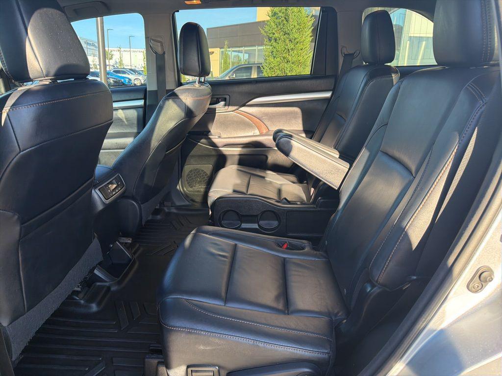 used 2016 Toyota Highlander car, priced at $19,988