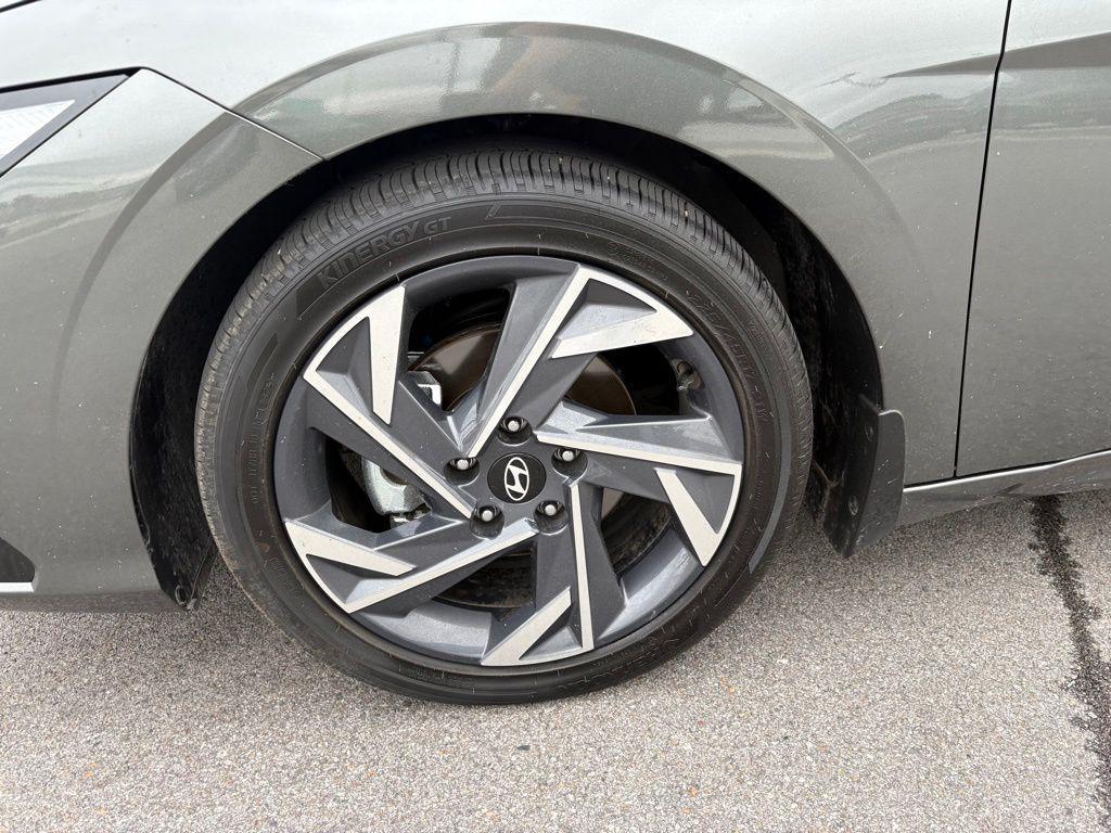 used 2025 Hyundai Elantra car, priced at $26,222