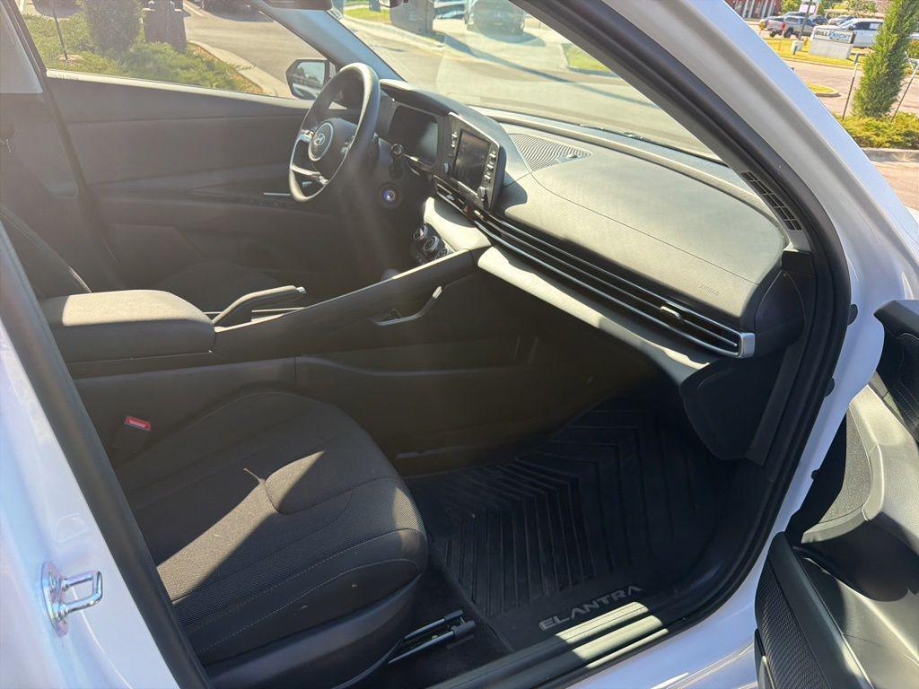 used 2025 Hyundai Elantra car, priced at $21,552