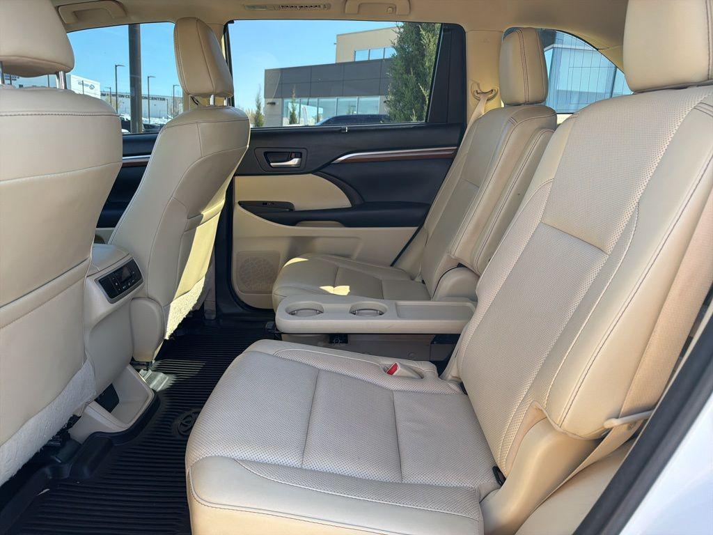 used 2017 Toyota Highlander car, priced at $19,488