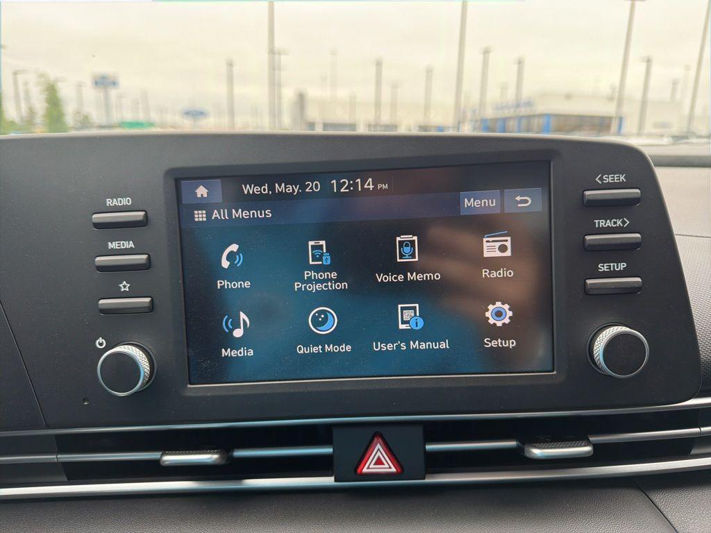 new 2025 Hyundai Elantra car, priced at $25,134