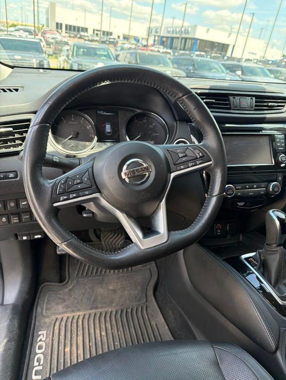 used 2017 Nissan Rogue car, priced at $17,087