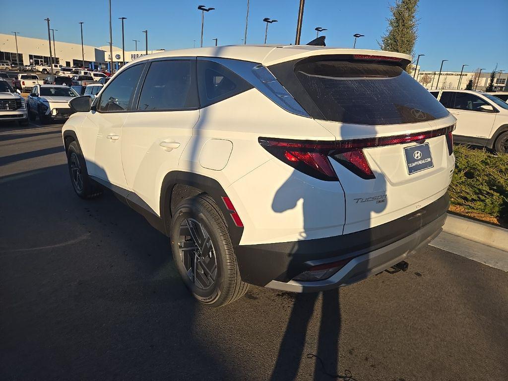 new 2026 Hyundai TUCSON Hybrid car, priced at $35,300