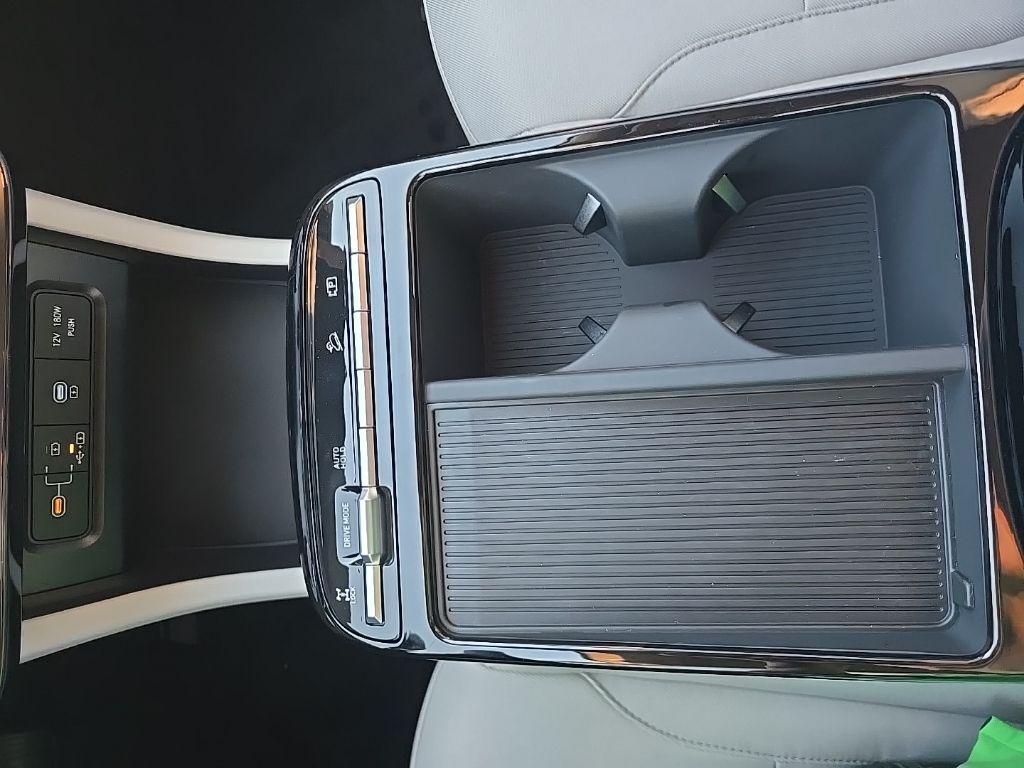 new 2026 Hyundai TUCSON Hybrid car, priced at $35,300