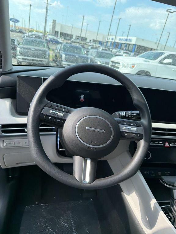 new 2026 Hyundai Tucson car, priced at $33,984