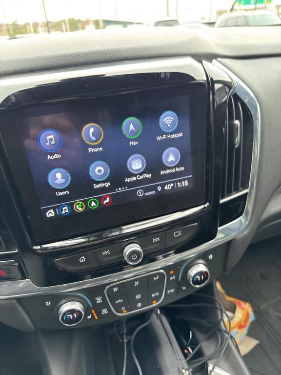 used 2023 Chevrolet Traverse car