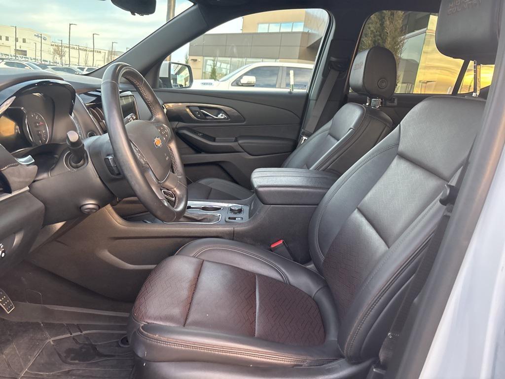 used 2023 Chevrolet Traverse car, priced at $31,945