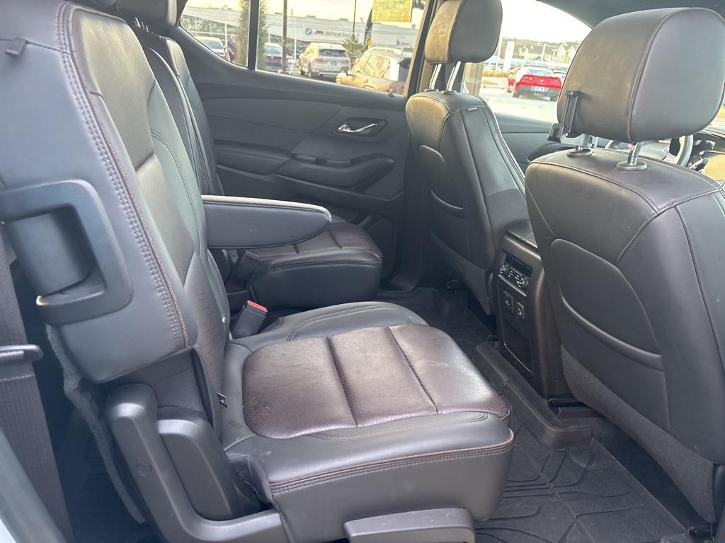 used 2023 Chevrolet Traverse car, priced at $31,945