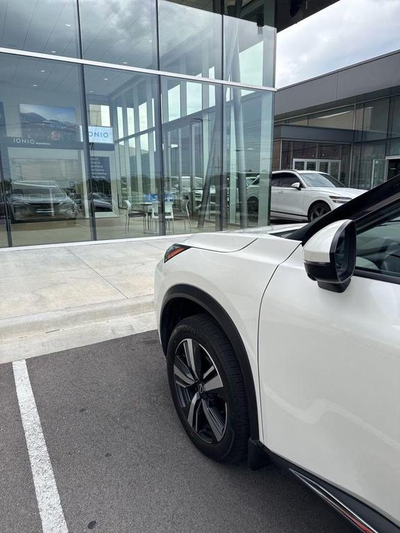 used 2023 Nissan Rogue car
