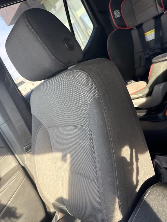 used 2023 Chevrolet Traverse car, priced at $23,751